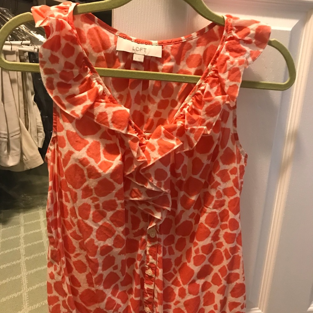 LOFT sleeveless shirt